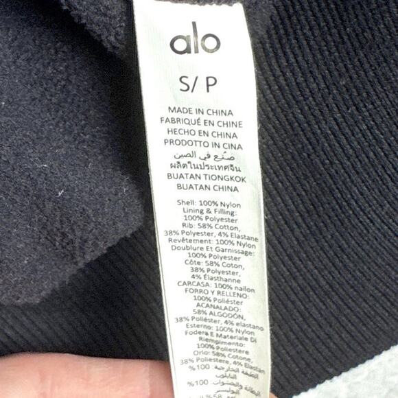 Alo Yoga Drop Top Puffer Jacket Womens S Black Reflective Nylon Preppy Baddie - Picture 12 of 13